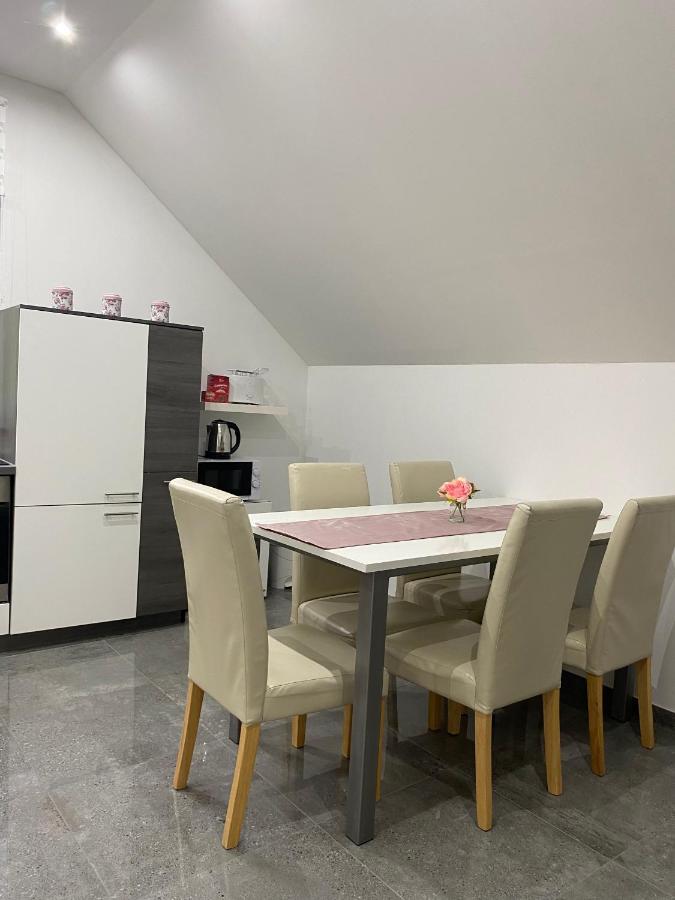 Apartma Azurre Postojna Luaran gambar