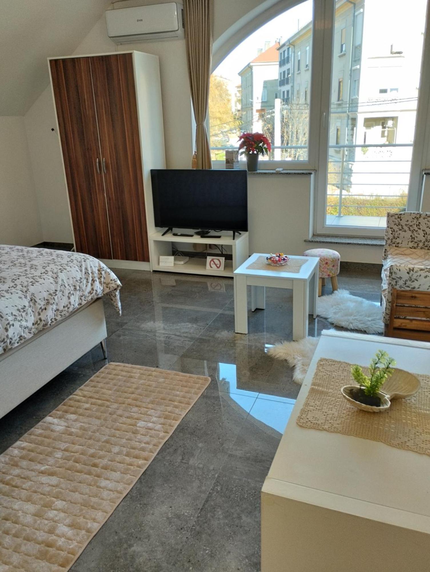 Apartma Azurre Postojna Luaran gambar